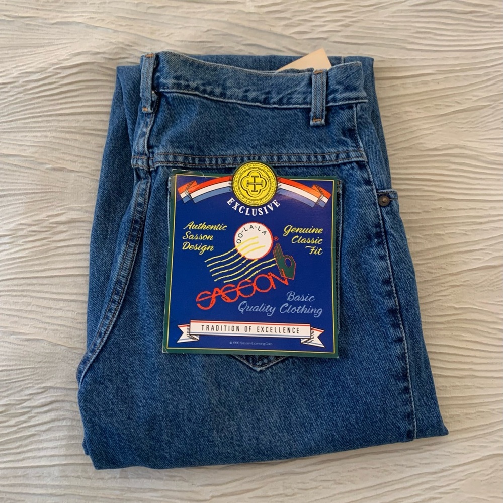 Vintage Deadstock NWT Sasson Mid Wash Jeans, size 34x32 (actual 32x32.5)